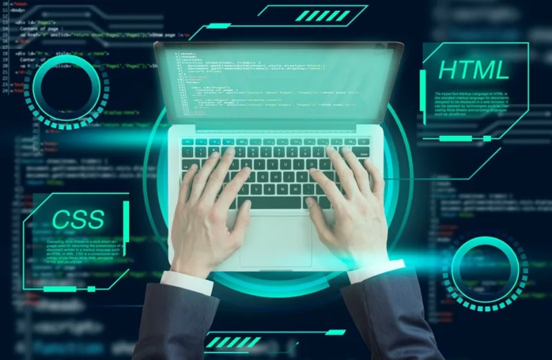 Poređenje prednosti WordPressa i programiranog sajta